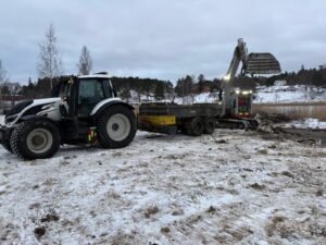 Valtra T234D (2017) – Samun Koneurakointi