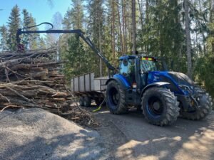 Valtra T234D (2018) – Samun Koneurakointi